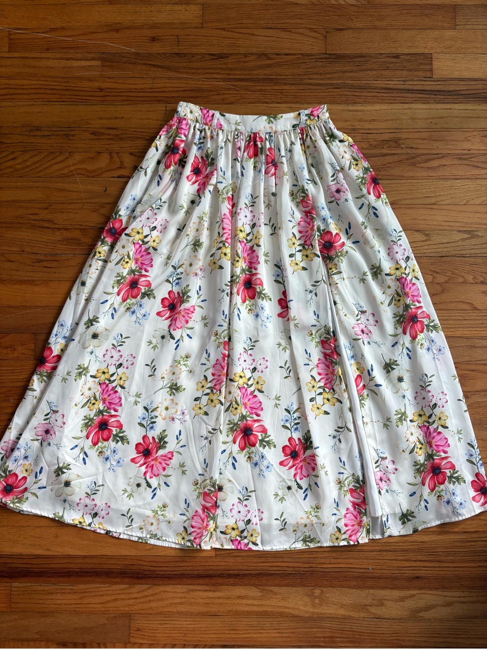 Avec Les Filles Floral Maxi Skirt XS Ivory Pleated Front Slit NWT 86104